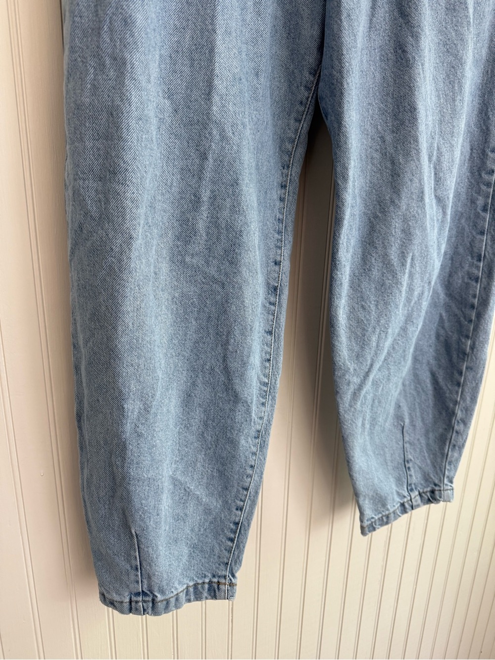 ZARA High-Waist Balloon Jeans Size 6 - Picture 3 of 4